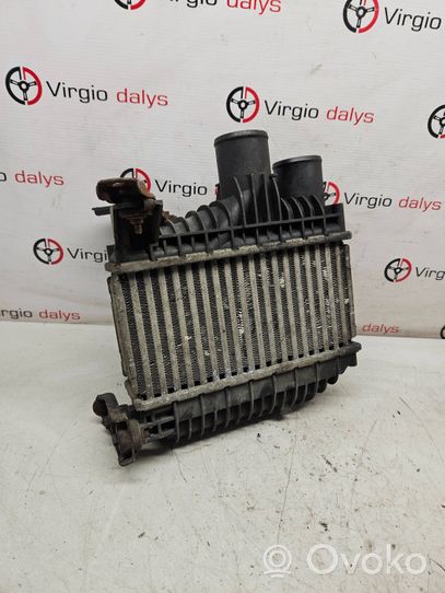 Toyota Avensis T250 Radiatore intercooler 873067D