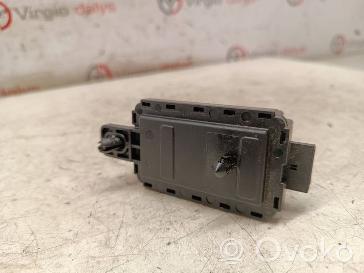 BMW 5 G30 G31 Centralina/modulo chiusura centralizzata portiere 6844045