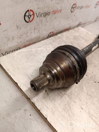 Volkswagen Touran III Front driveshaft 0301348936