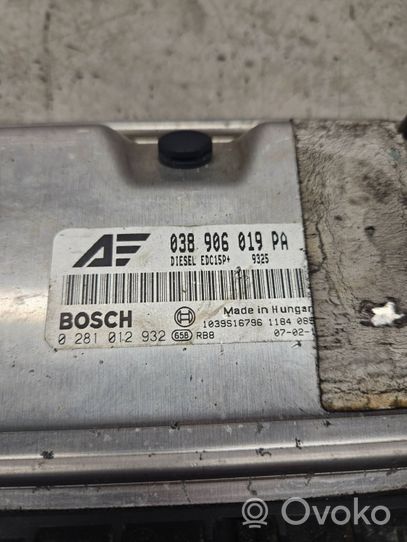 Volkswagen Sharan Sterownik / Moduł ECU 038906019PA