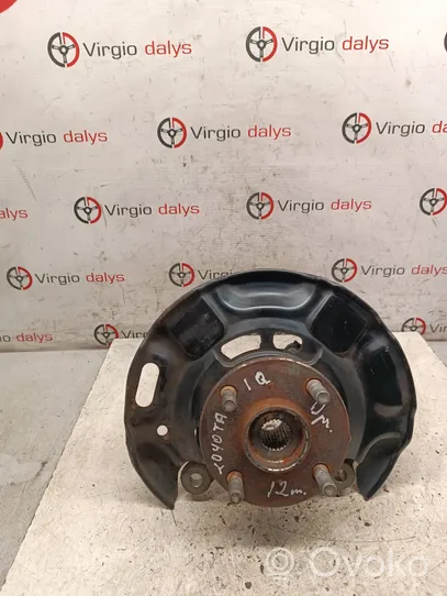 Toyota iQ Front wheel hub 