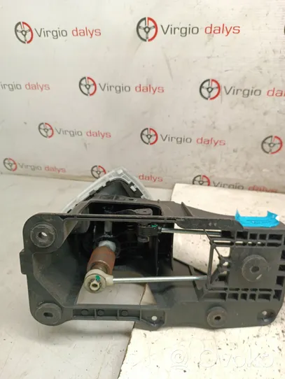 Renault Megane III Palanca/selector de cambios (interno) 8200779125G