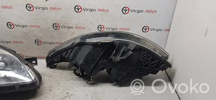 Citroen C4 I Lampa przednia 9646893880