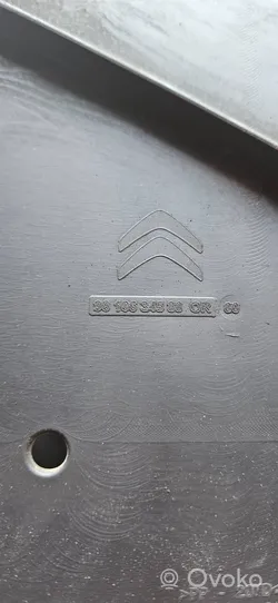 Citroen C4 Grand Picasso Keskiosan alustan suoja välipohja 9810634580