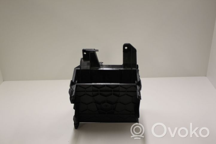 Audi A4 S4 B8 8K Navigation GPS unit bracket/holder 8T0907368A