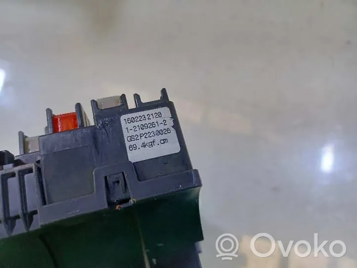 Opel Mokka Fuse module 121092612