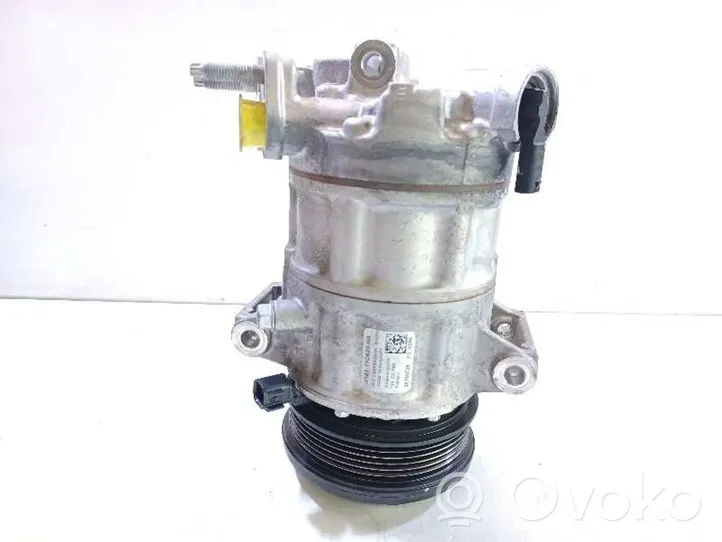 Ford Focus Kompresor / Sprężarka klimatyzacji A/C 2469393