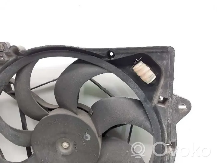 Fiat Doblo Ventilateur de refroidissement de radiateur électrique 51821155