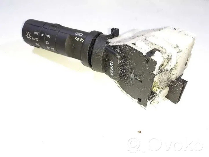 Nissan Qashqai+2 Mittariston valaistuksen säätökytkin 25540JD03A