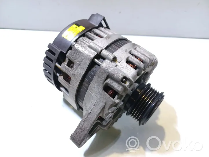 Hyundai ix20 Generatore/alternatore 373002A850