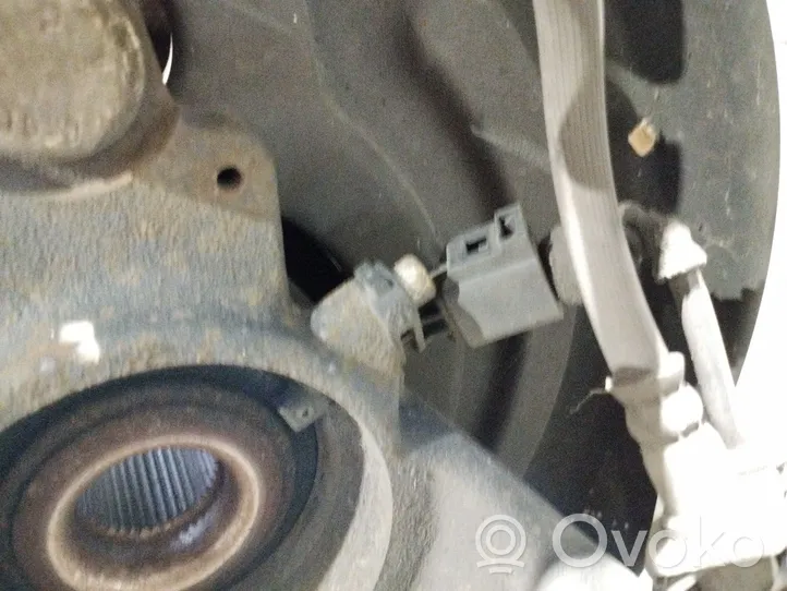 Volkswagen Multivan T5 Braccio di controllo sospensione posteriore 