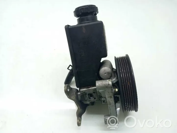 SsangYong Rodius Ohjaustehostimen pumppu 6654602180