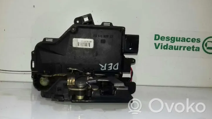 Audi TT Mk1 Serratura portiera anteriore 8N1837016B