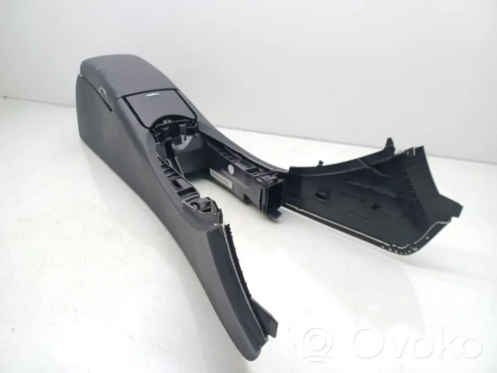 Mercedes-Benz CLS AMG C219 Armrest A2196803150