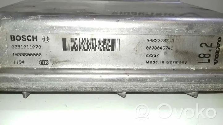 Volvo XC90 Centralina/modulo motore ECU 30637733A