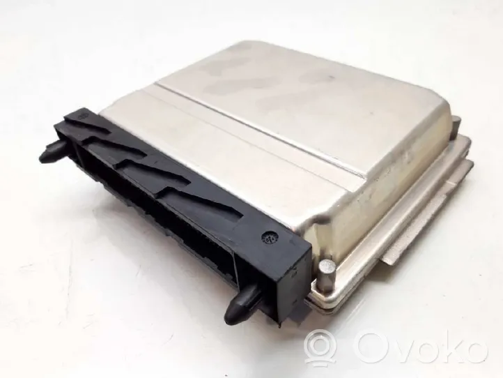 Volvo XC90 Komputer / Sterownik ECU silnika 30637733A