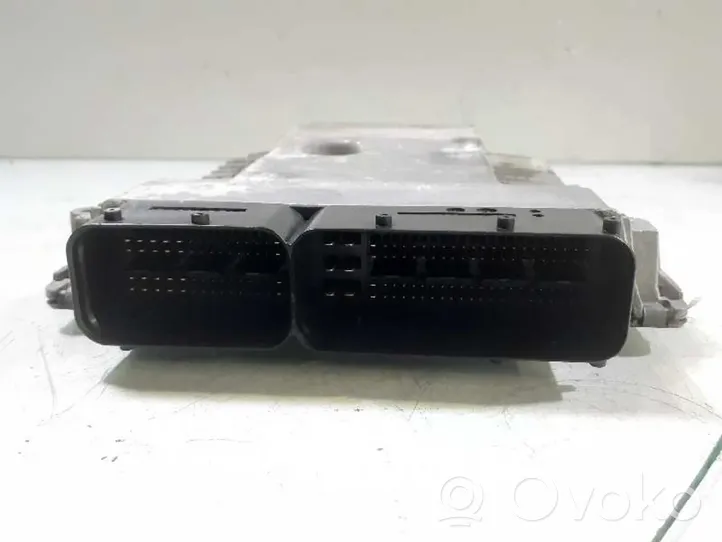 Volkswagen Passat Alltrack Komputer / Sterownik ECU silnika 03G906018FG