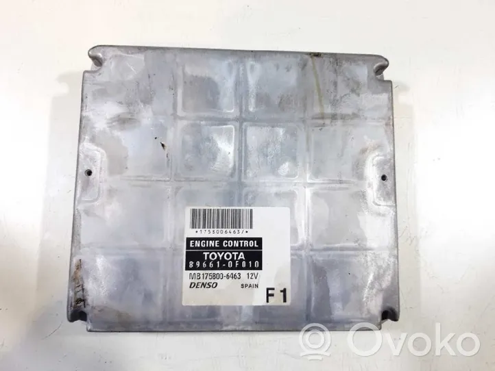 Toyota Corolla Verso E121 Centralina/modulo motore ECU 896610F010