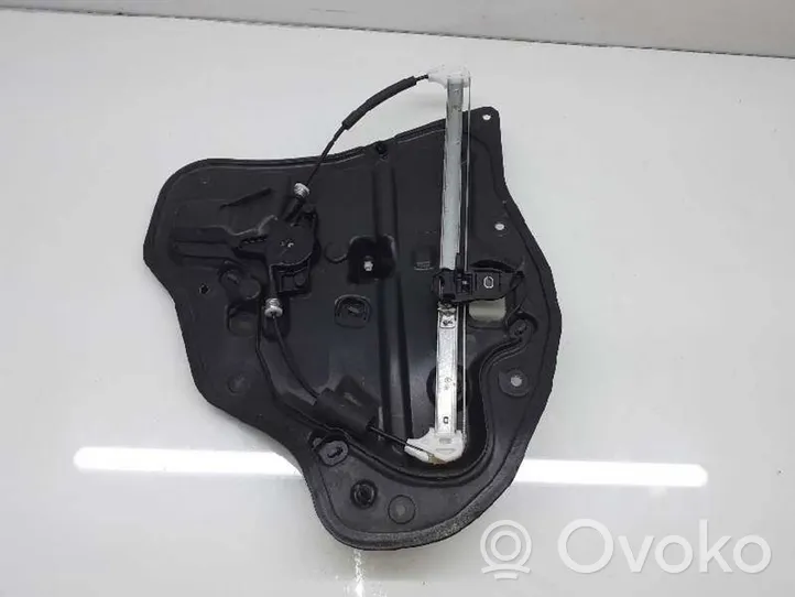 Mazda CX-3 Meccanismo di sollevamento del finestrino posteriore senza motorino D09L7397XB