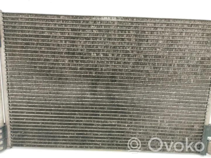 Opel Vivaro Radiateur condenseur de climatisation 