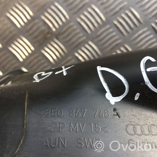 Audi A4 S4 B7 8E 8H Rivestimento inferiore laterale del sedile posteriore 8E0867768A