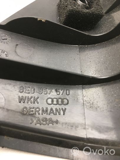 Audi A4 S4 B7 8E 8H Altro elemento di rivestimento della portiera posteriore 8E0857570