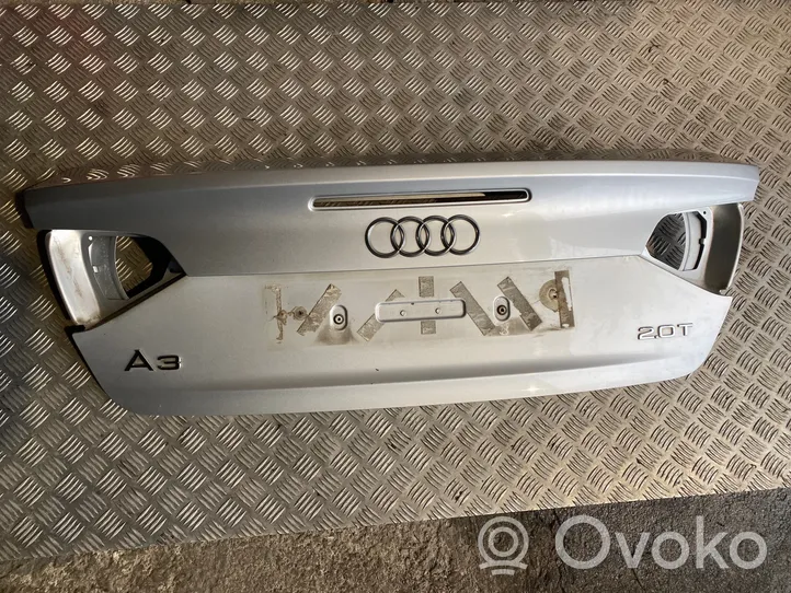 Audi A3 S3 8P Tylna klapa bagażnika 