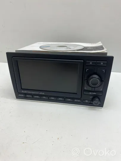 Audi A4 S4 B7 8E 8H Unità principale autoradio/CD/DVD/GPS 8E0035192Q