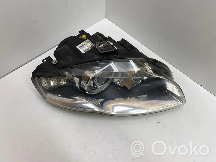 Audi A4 S4 B7 8E 8H Lampa przednia 8E0941030BM