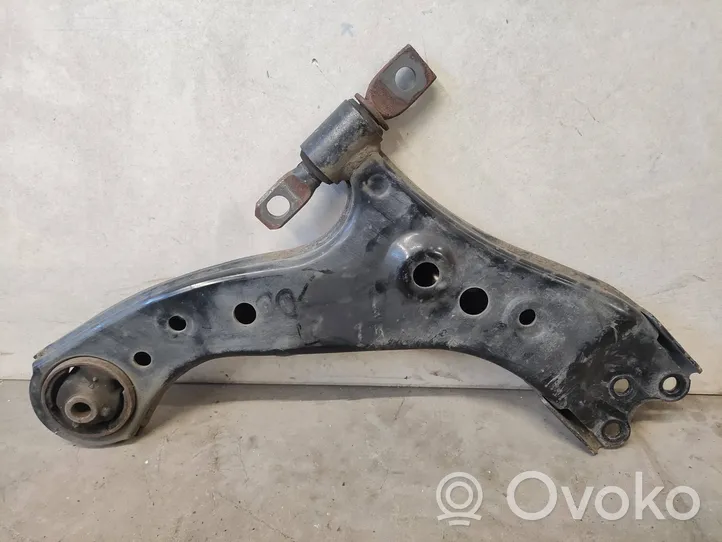 Toyota RAV 4 (XA50) Triangle bras de suspension inférieur avant 