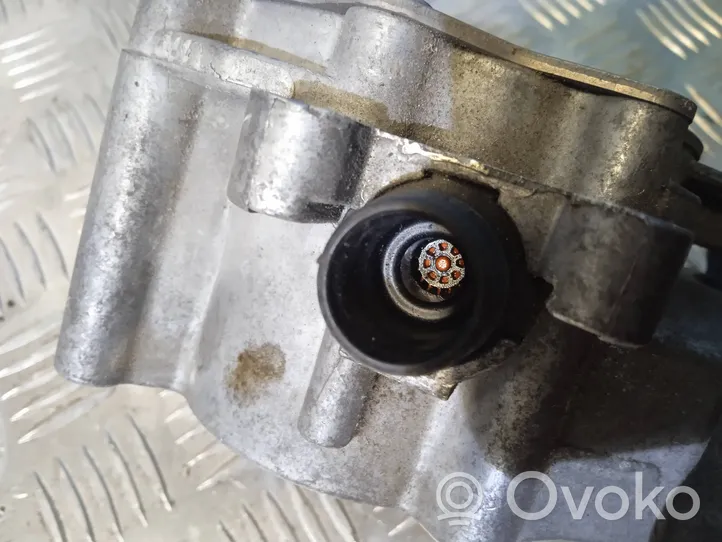 Audi A3 S3 8V Alipainepumppu 06L145100B