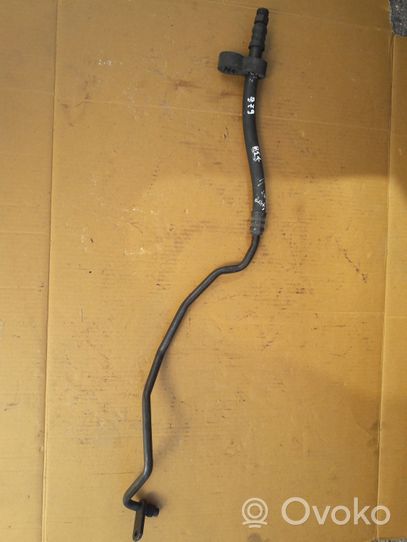 Volkswagen PASSAT B5.5 Gearbox oil cooler pipe/hose 8D0317819P