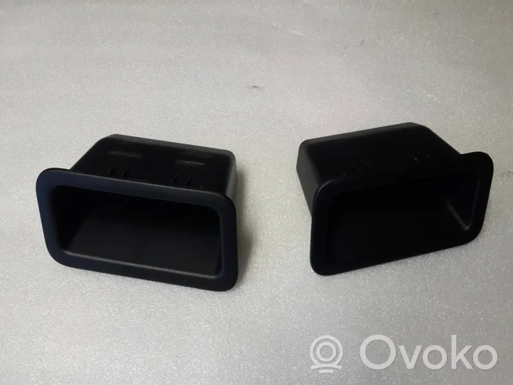 Renault Kadjar Rivestimento portellone 909002389R