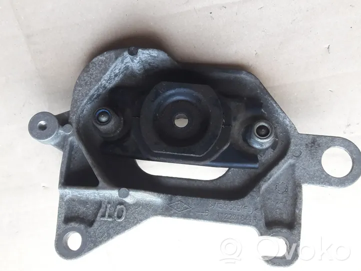 Renault Kadjar Coussinet de boîte de vitesses 112221641R