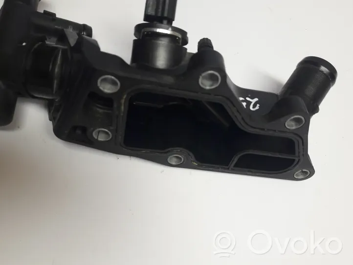 Renault Kadjar Termostaatin kotelo 110608635R