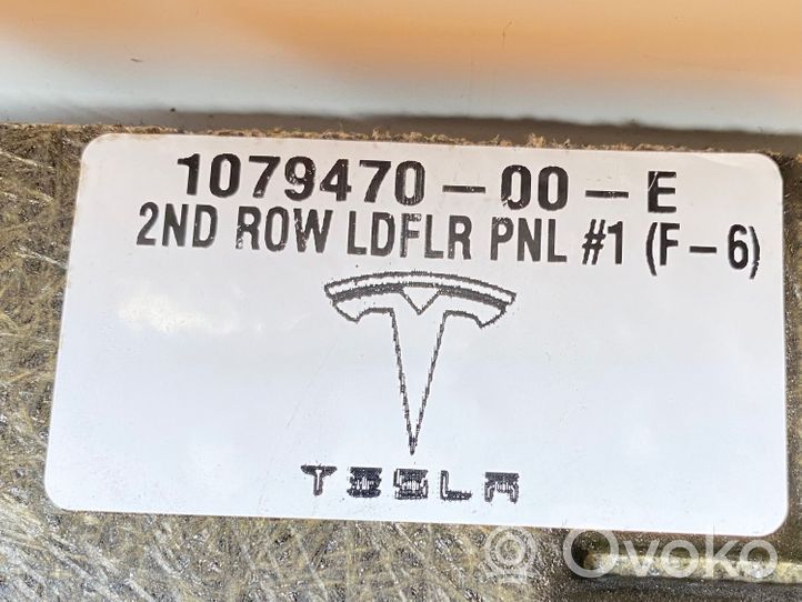 Tesla Model X Sisäinen matto 107947000E