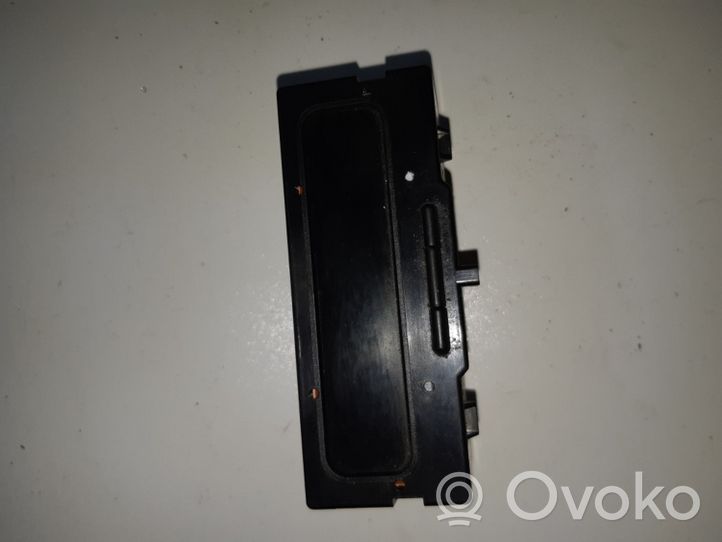 Renault Clio II Monitori/näyttö/pieni näyttö 8200028364A