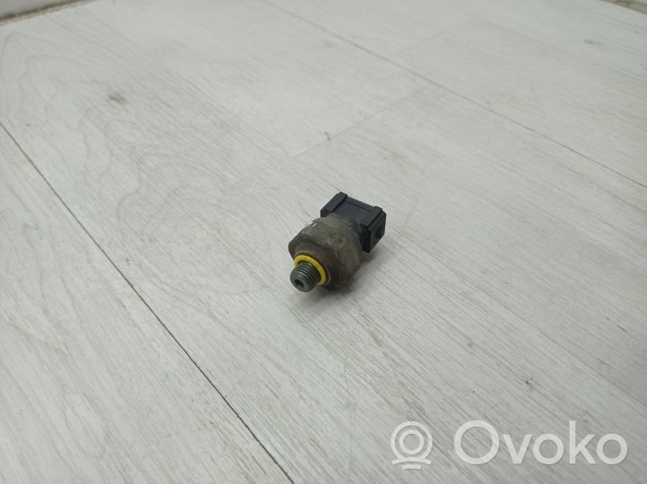 Volvo XC90 Ilmastointilaitteen paineanturi (A/C) 