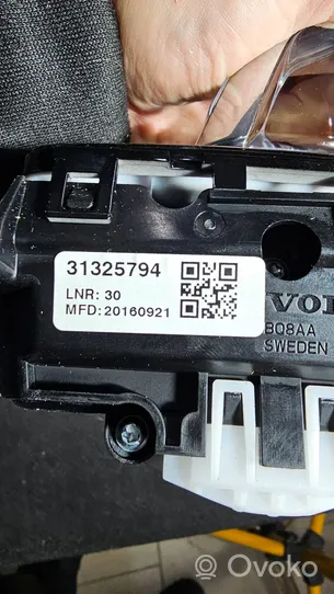 Volvo XC90 Ātrumu pārslēgšanas mehānisms (kulise) (salonā) 31325794