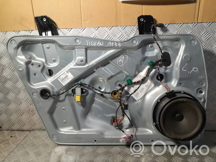 Volkswagen Tiguan Mechanizm podnoszenia szyby przedniej bez silnika 5N2837729