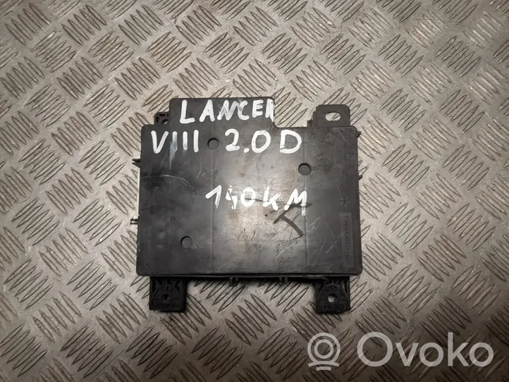 Mitsubishi Lancer X Módulo de fusible 8637A318