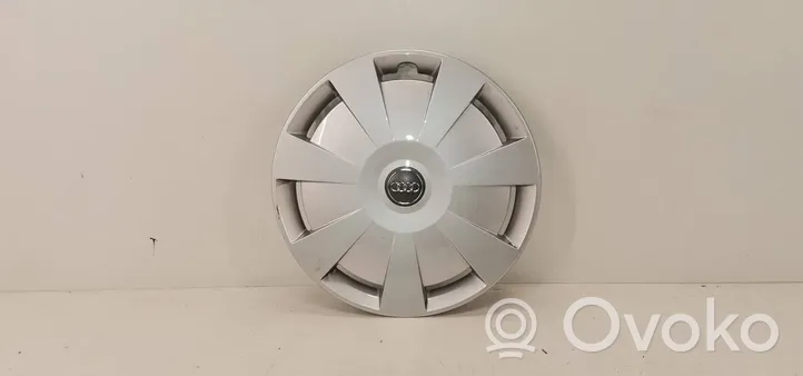 Audi A3 S3 8V R 16 riteņa dekoratīvais disks (-i) 8V0601147D