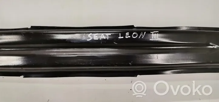 Seat Leon (1P) Belka zderzaka tylnego SEAT