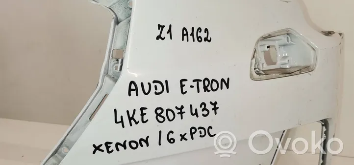 Audi e-tron Zderzak przedni 4KE807437