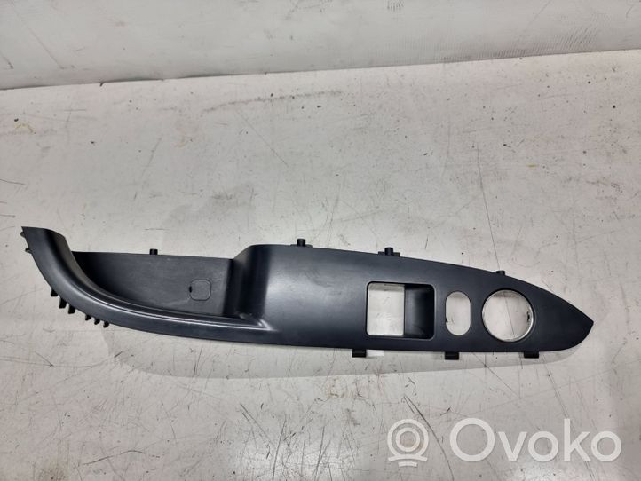 Hyundai i30 Rivestimento pulsantiera finestrino della portiera anteriore 935722R030WK