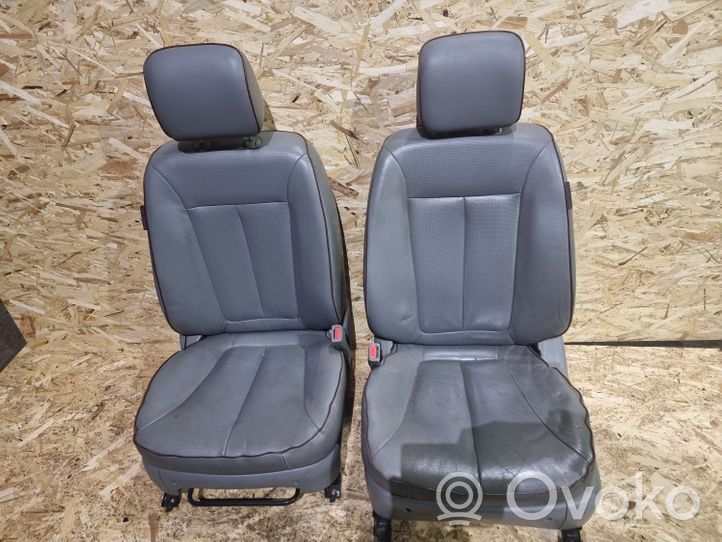 Hyundai Santa Fe Seat set 886102B030J4