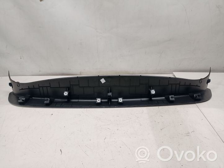 Citroen C5 Aircross Takaluukun koristelista 9817324977