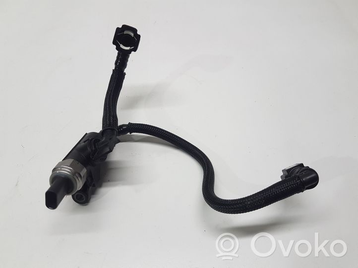 Citroen C5 Aircross Capteur de température du carburant 9828411180