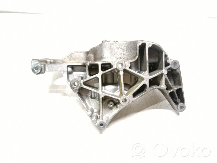 Volvo V40 Supporto della pompa del carburante 31401103