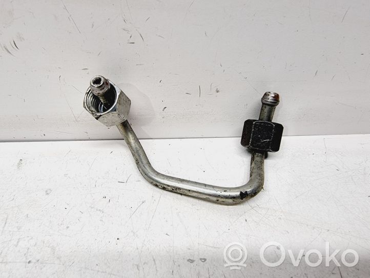 Volvo V40 Cross country Linea/tubo di alimentazione iniettore del carburante 31303505